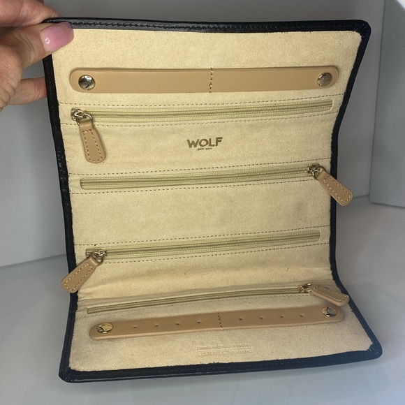 WOLF Chloé Jewelry Roll Black & Tan
Diamond Jewelry Wallet with Lusterloc NWT - Picture 2 of 13